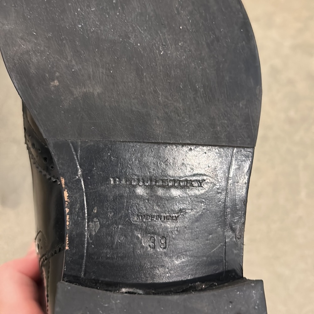 Burberry Wingtip Chelsea Boots - Picture 8 of 9